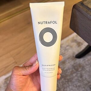 Scalp Microbiome Exfoliating Mask